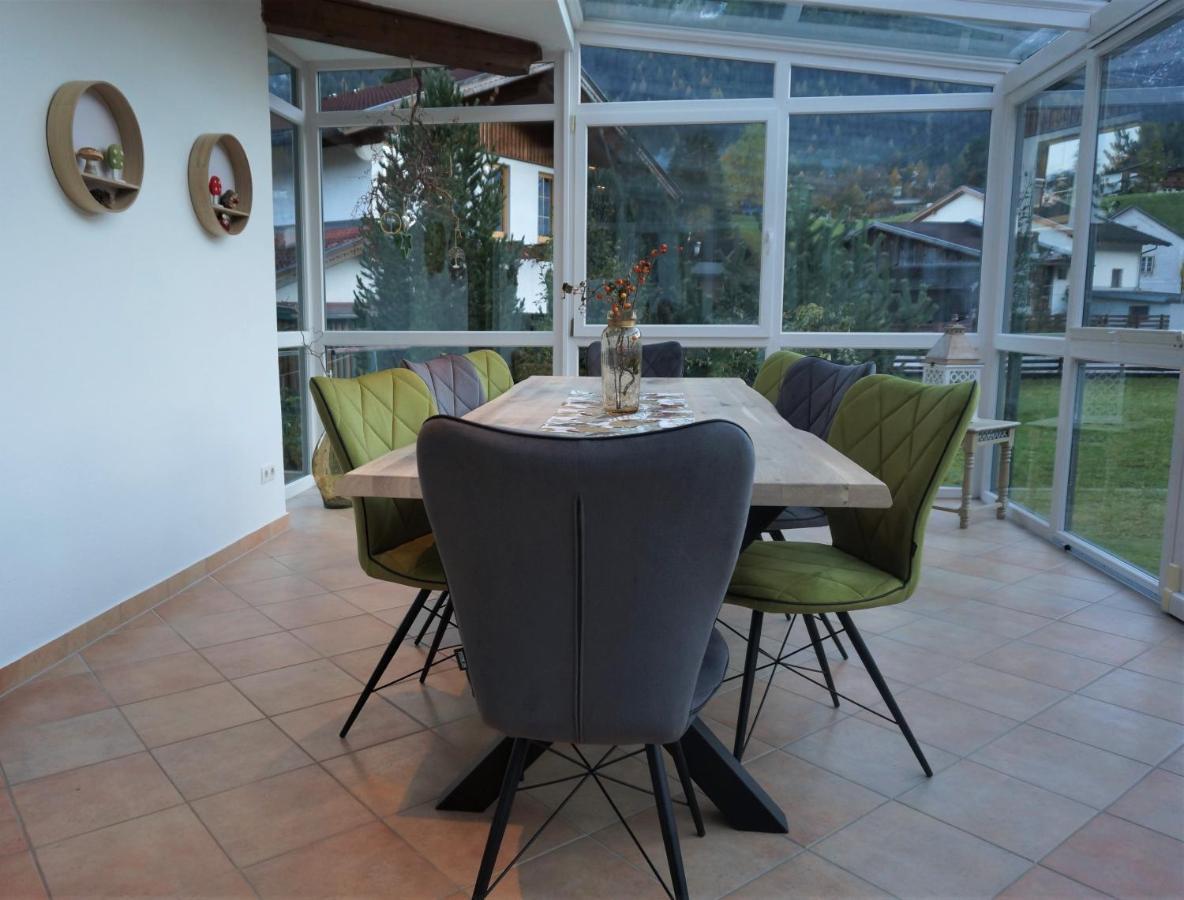 Appartement Haus Christine à Fulpmes Extérieur photo