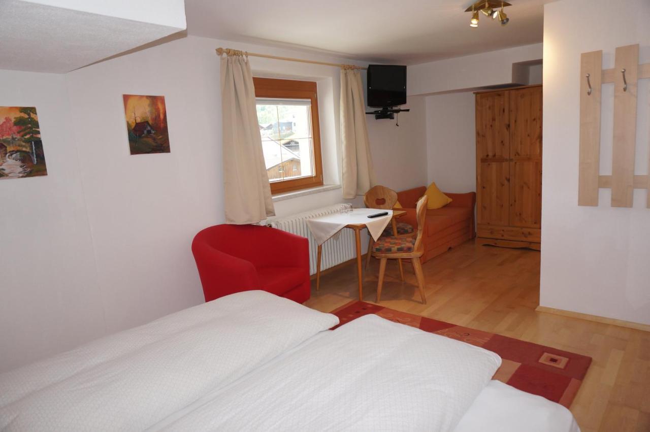 Appartement Haus Christine à Fulpmes Extérieur photo